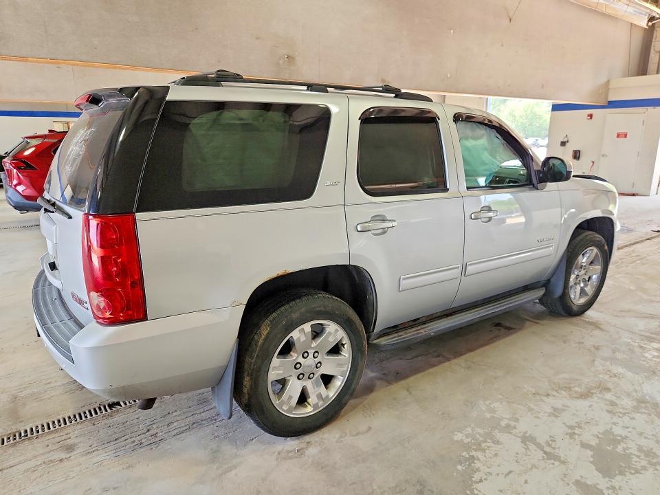 1GKS2CE04CR311500 2012 GMC YUKON photo no. 3