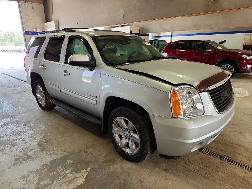 1GKS2CE04CR311500 2012 GMC YUKON photo no. 4
