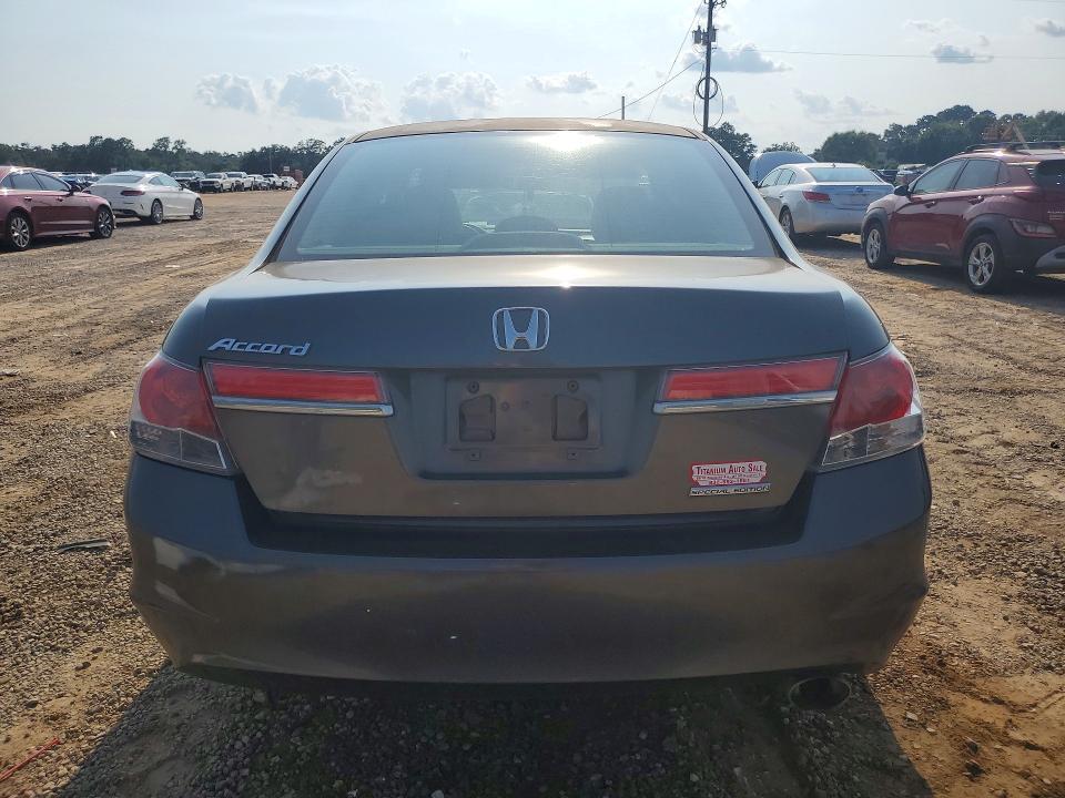 1HGCP2F68CA220129 2012 HONDA ACCORD photo no. 6