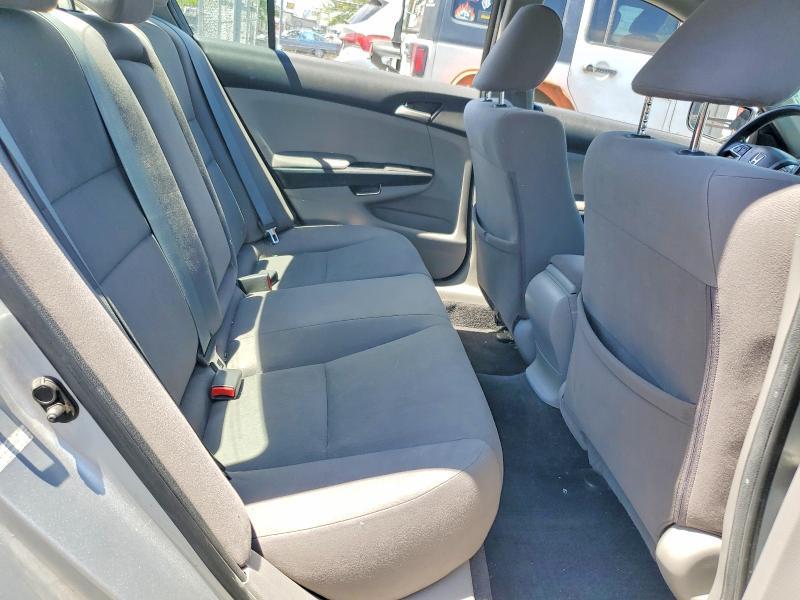 2012 HONDA ACCORD LX — Фото 10 из 12