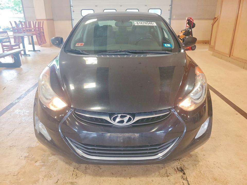 2012 HYUNDAI ELANTRA GLS — Фото 5 из 12