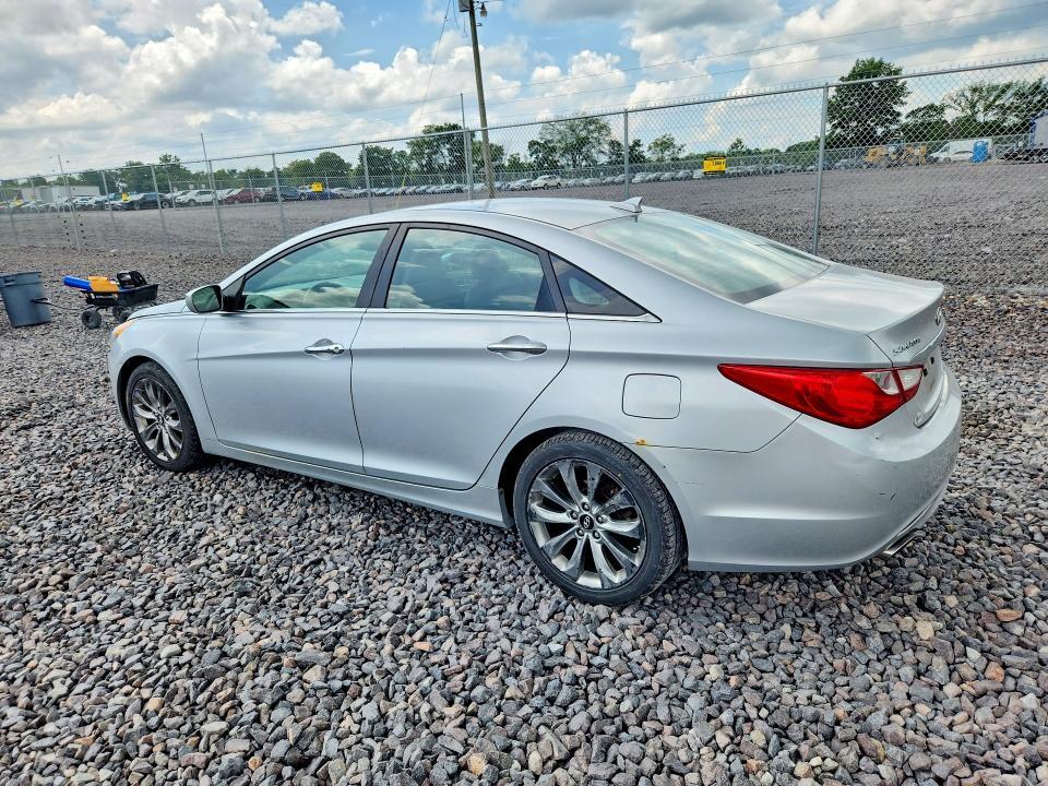 2012 HYUNDAI SONATA SE — Фото 2 из 12