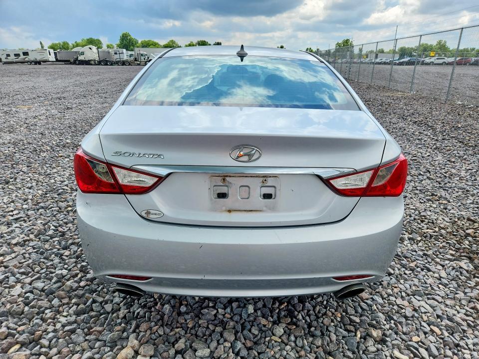 2012 HYUNDAI SONATA SE — Фото 6 из 12