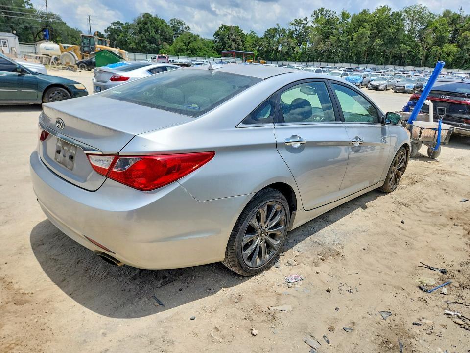 5NPEC4AC0CH370532 2012 HYUNDAI SONATA photo no. 3