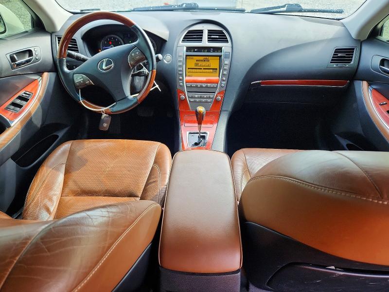 2012 LEXUS ES 350 — Фото 8 из 12