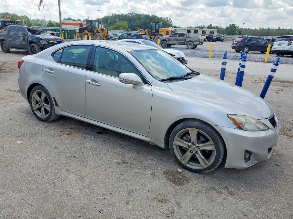 JTHBF5C23C5173339 2012 LEXUS IS photo no. 4