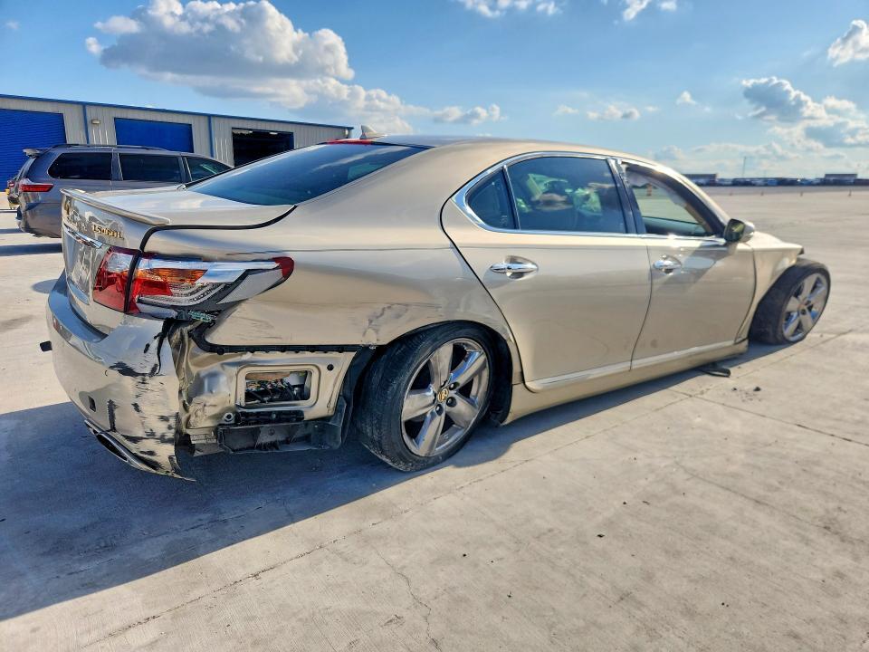 JTHGL5EF9C5046576 2012 LEXUS LS photo no. 3