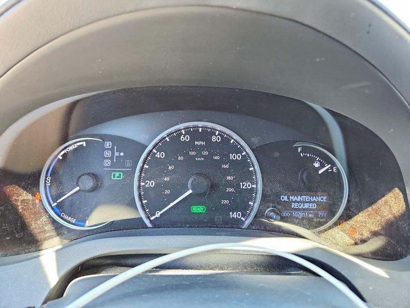 2012 LEXUS CT 200 — Фото 9 из 12