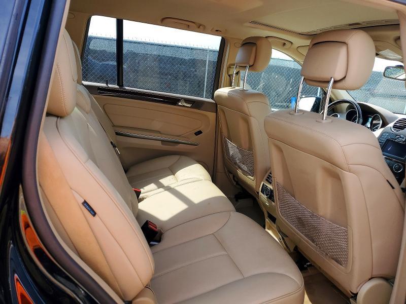 2012 MERCEDES-BENZ GL 350 BLUETEC — Фото 11 из 13