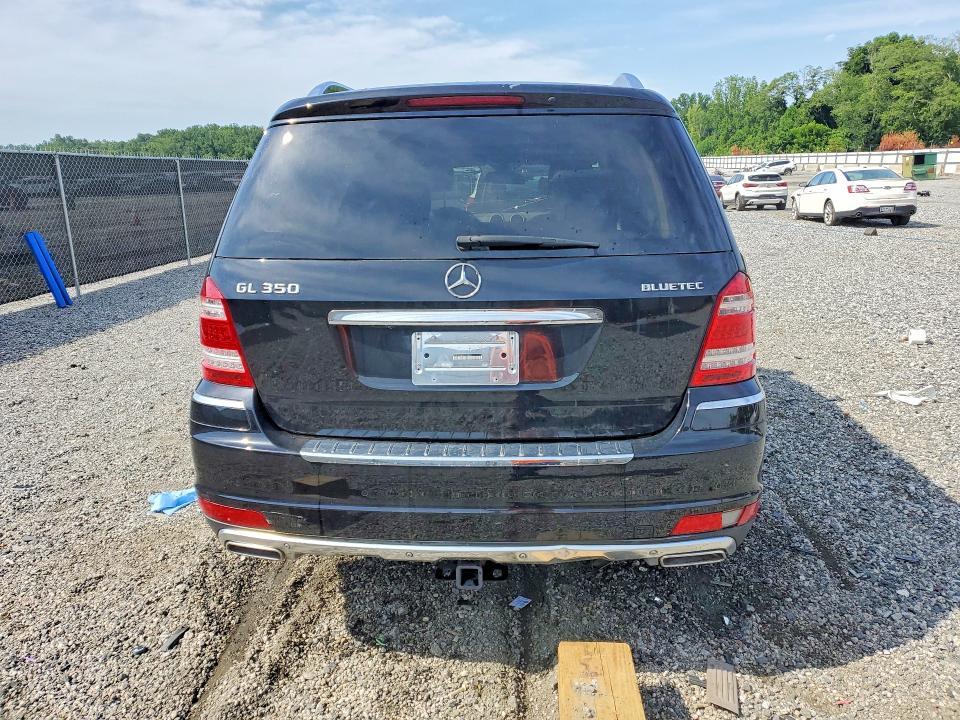 2012 MERCEDES-BENZ GL 350 BLUETEC — Фото 6 из 13