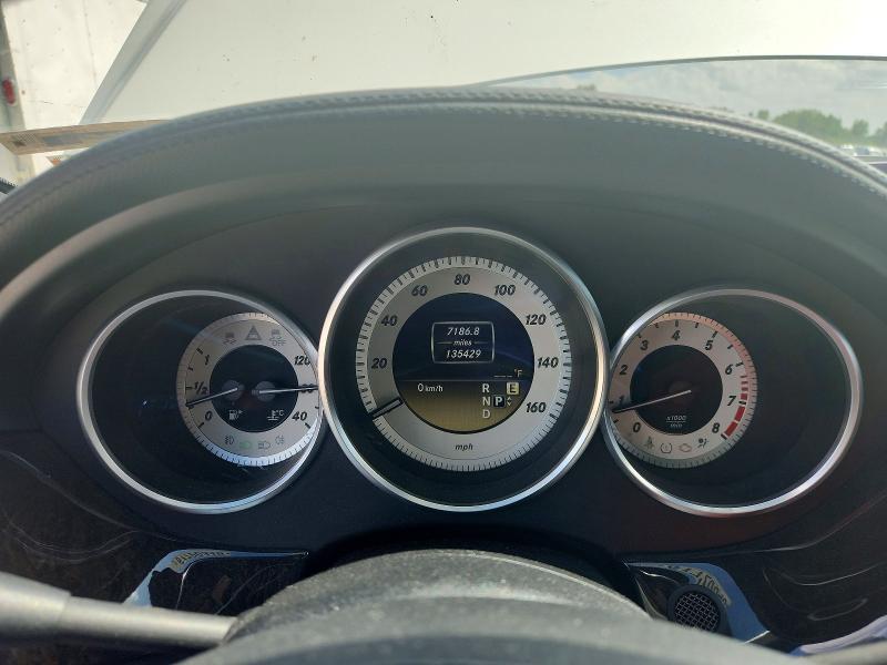 2012 MERCEDES-BENZ CLS 550 4MATIC — Фото 9 из 13