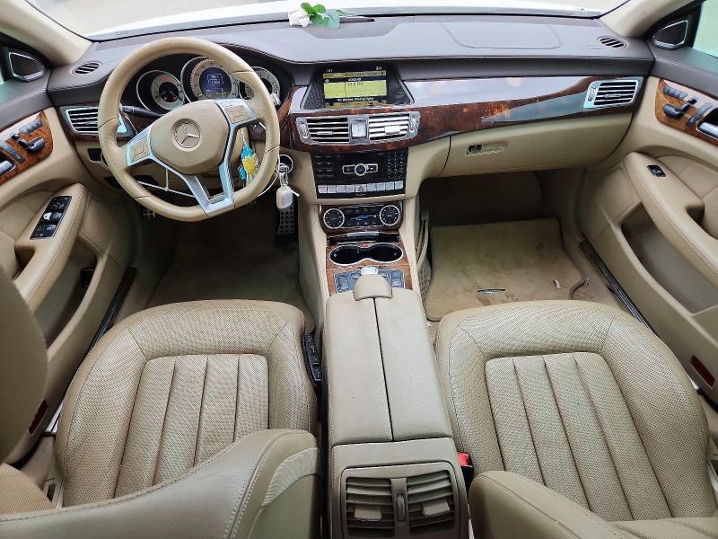 2012 MERCEDES-BENZ CLS 550 4MATIC — Фото 8 из 12