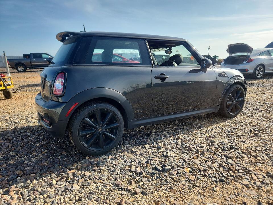 2012 MINI COOPER S — Фото 3 из 13