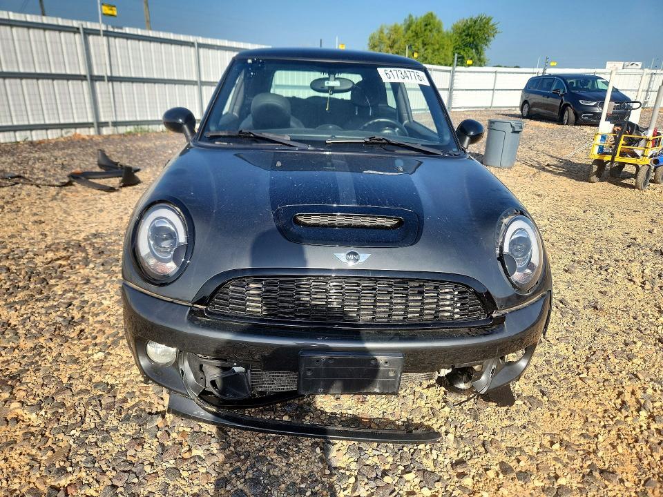 2012 MINI COOPER S — Фото 5 из 13