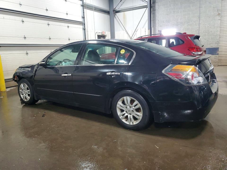 2012 NISSAN ALTIMA 2.5 — Фото 2 из 13