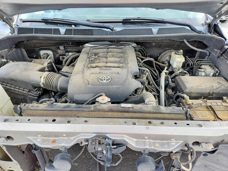 2018 TOYOTA TUNDRA SR5 — Фото 11 из 13