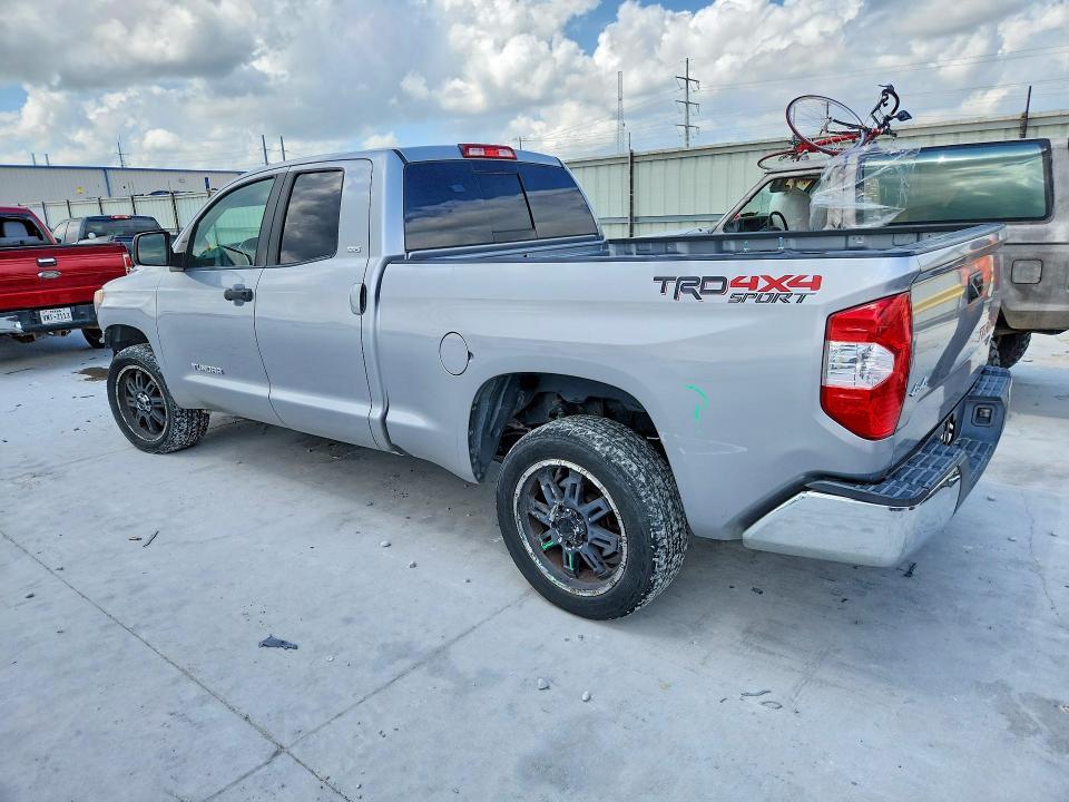2018 TOYOTA TUNDRA SR5 — Фото 2 из 13