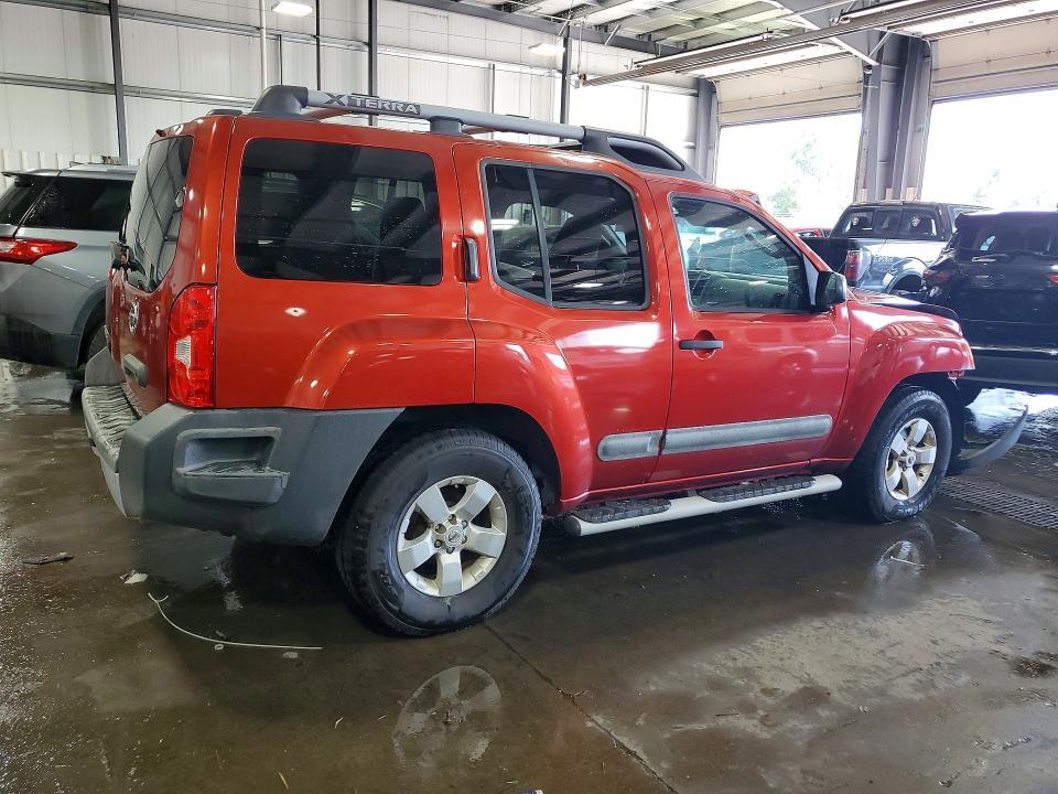 2012 NISSAN XTERRA X — Фото 3 из 14