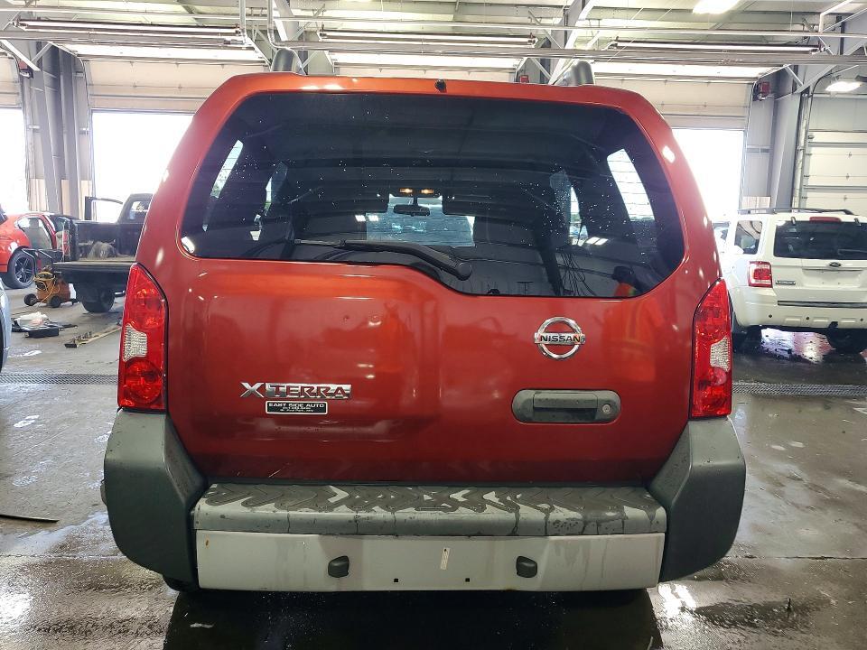2012 NISSAN XTERRA X — Фото 6 из 14