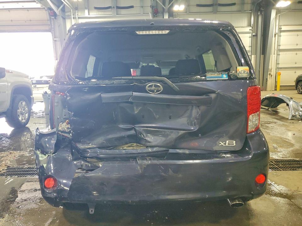 2012 SCION XB BASE — Фото 6 из 12
