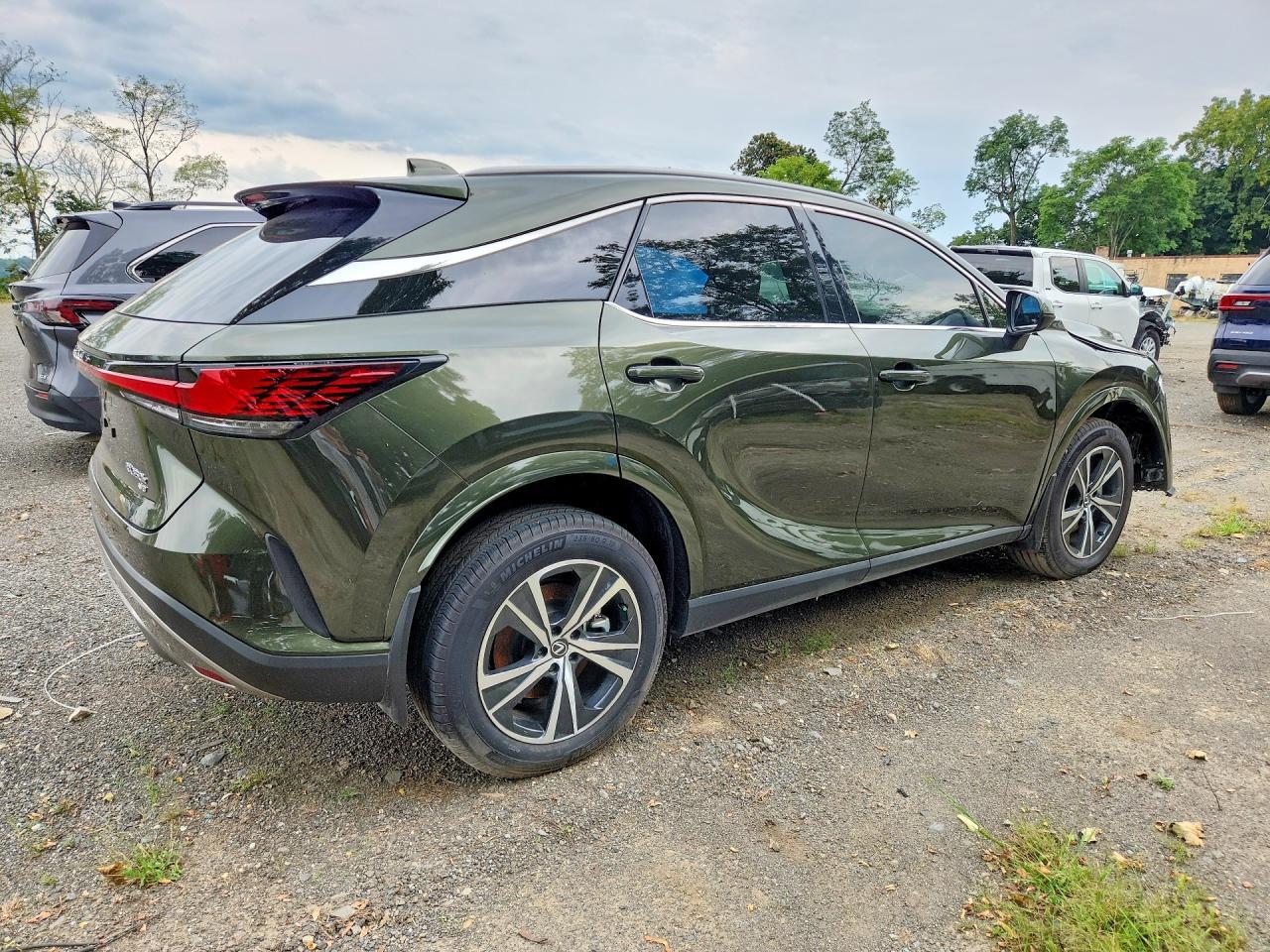 2025 LEXUS RX 350H PREMIUM — Фото 3 из 13