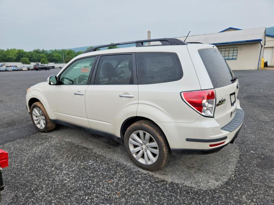 2012 SUBARU FORESTER 2.5X PREMIUM — Фото 2 из 13