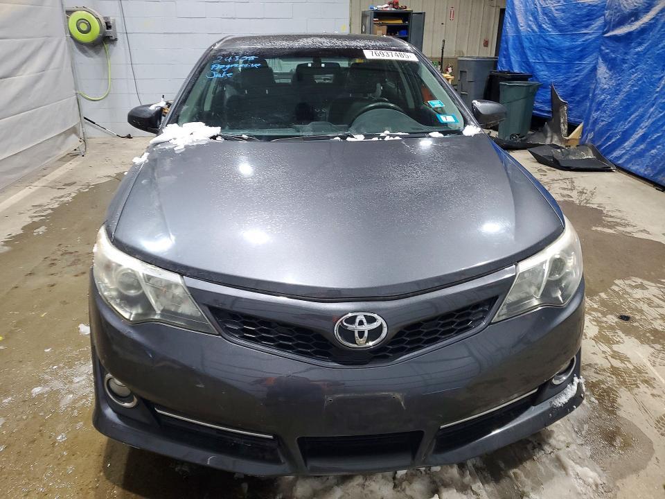 2012 TOYOTA CAMRY SE — Фото 5 из 13