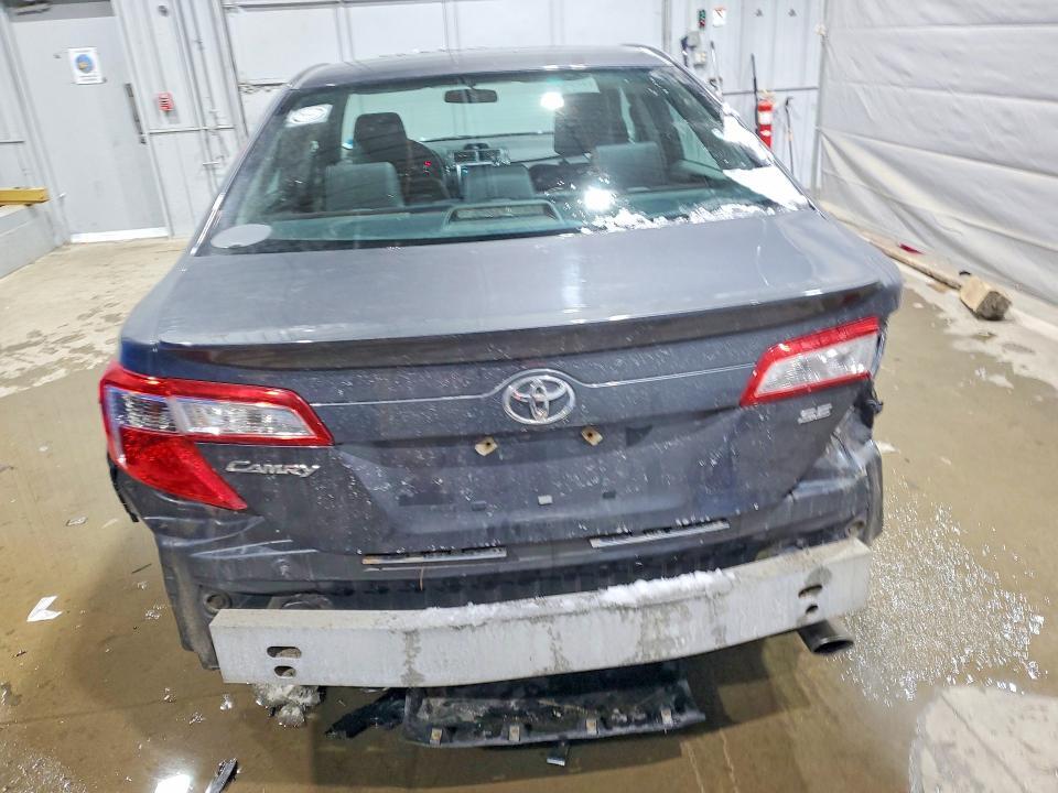 2012 TOYOTA CAMRY SE — Фото 6 из 13