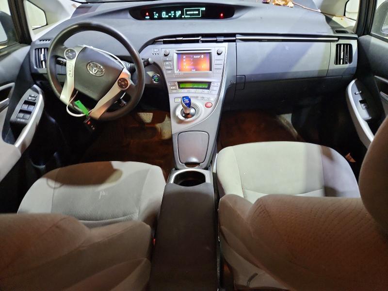 2012 TOYOTA PRIUS THREE — Фото 8 из 12