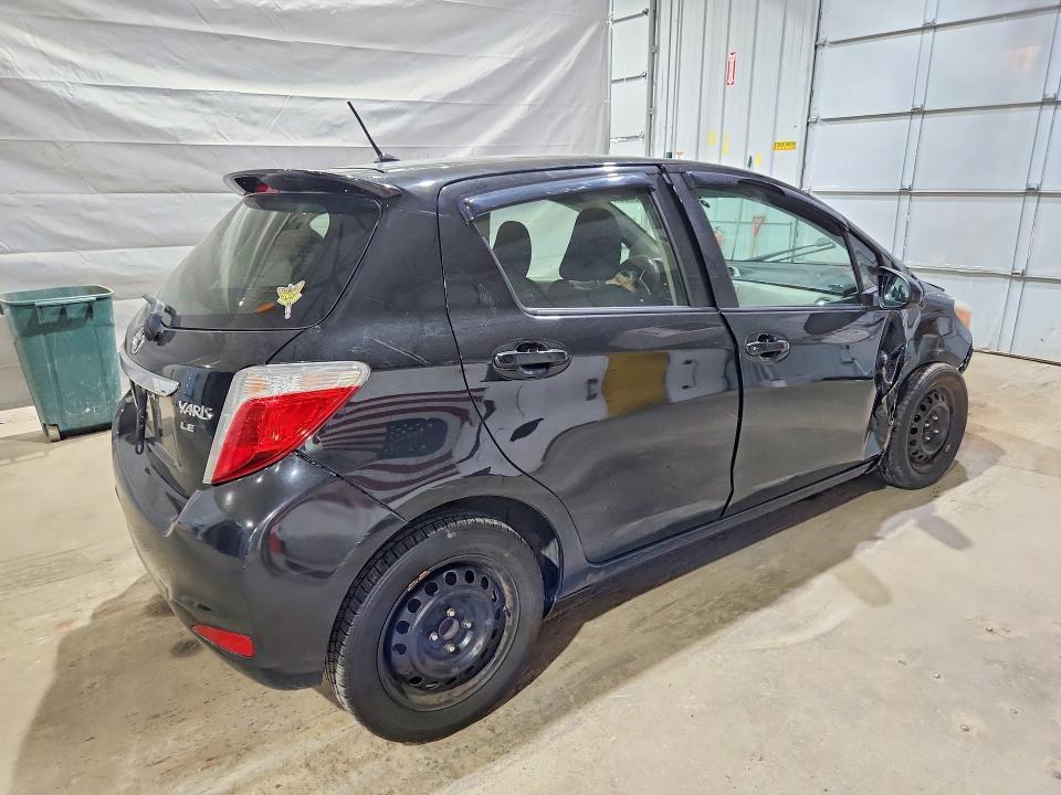 2012 TOYOTA YARIS 5-DOOR LE — Фото 3 из 13