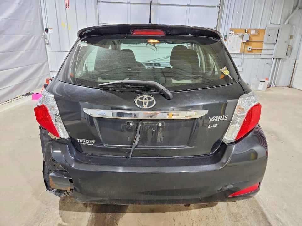 2012 TOYOTA YARIS 5-DOOR LE — Фото 6 из 13