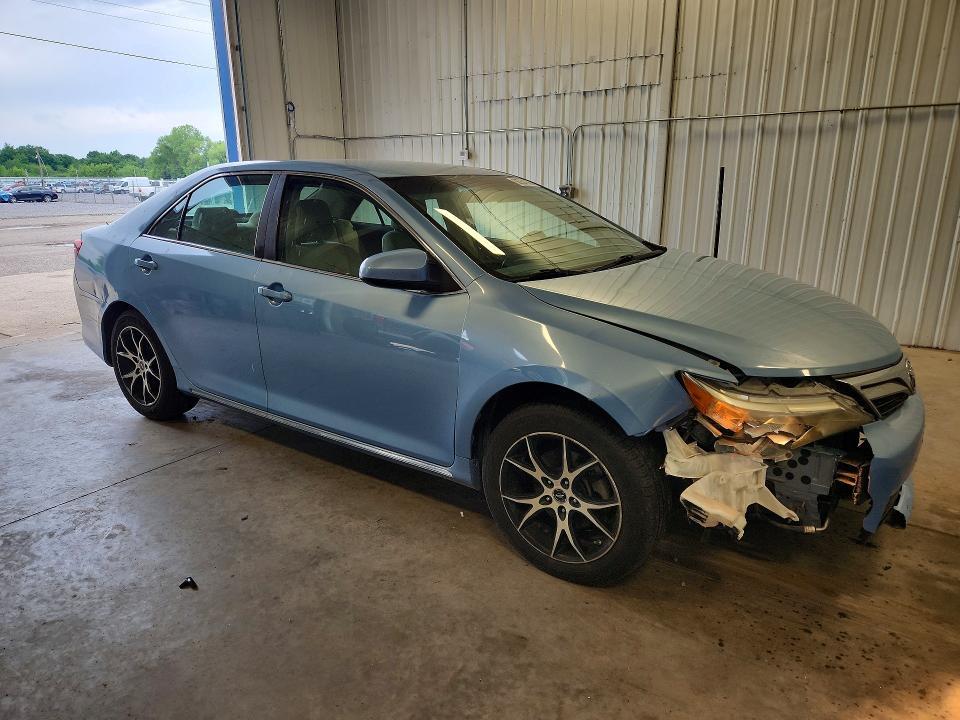 2012 TOYOTA CAMRY LE — Фото 4 из 12