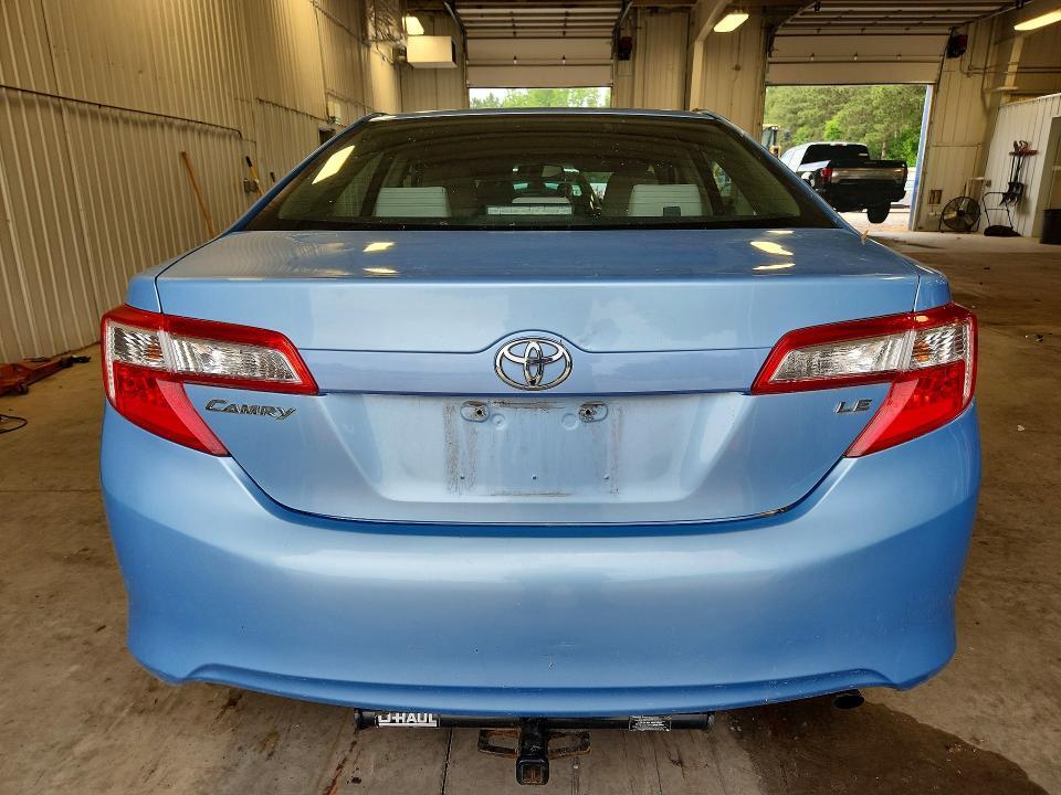 2012 TOYOTA CAMRY LE — Фото 6 из 12