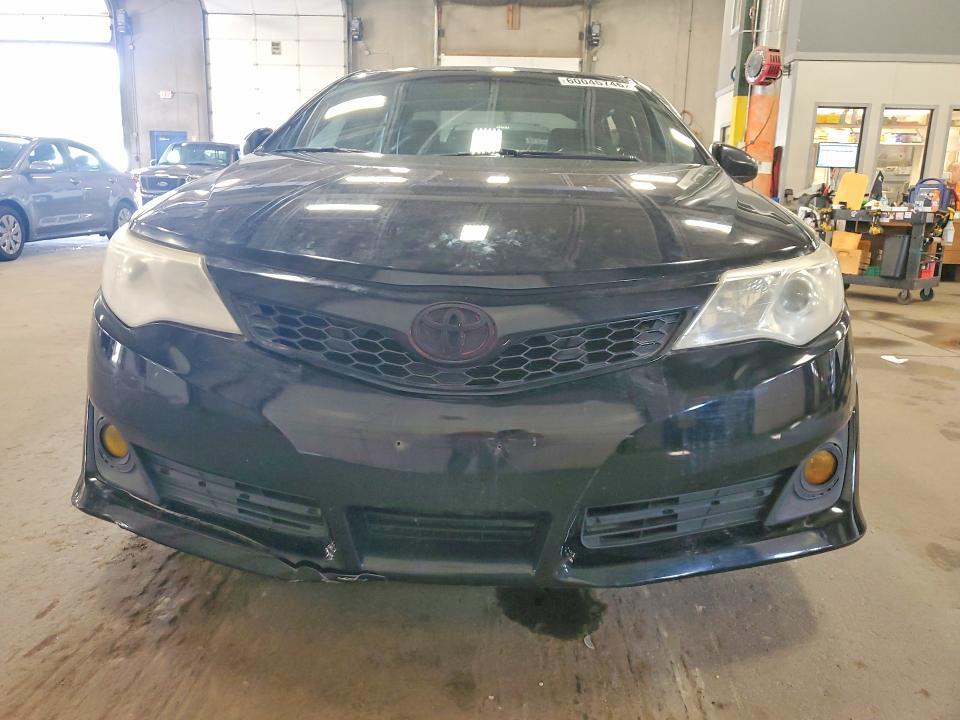 2012 TOYOTA CAMRY SE — Фото 5 из 12