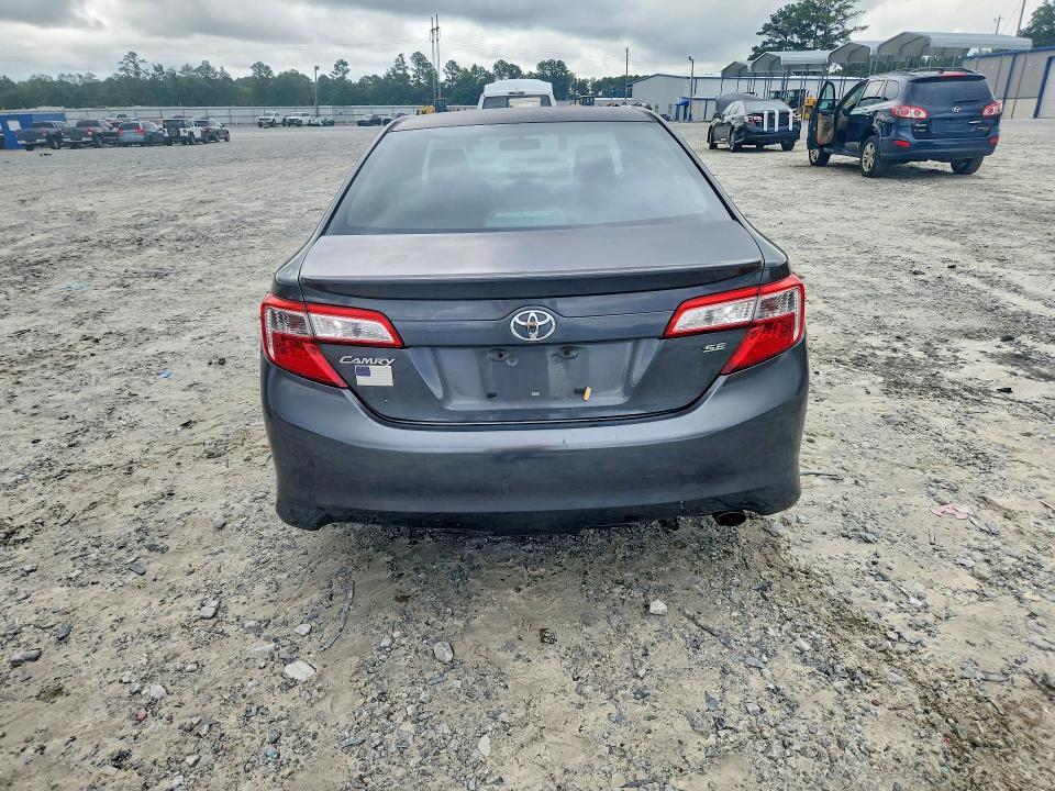 2012 TOYOTA CAMRY SE — Фото 6 из 12