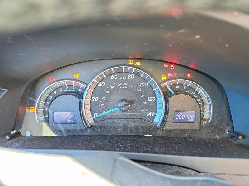 2012 TOYOTA CAMRY SE — Фото 9 из 13