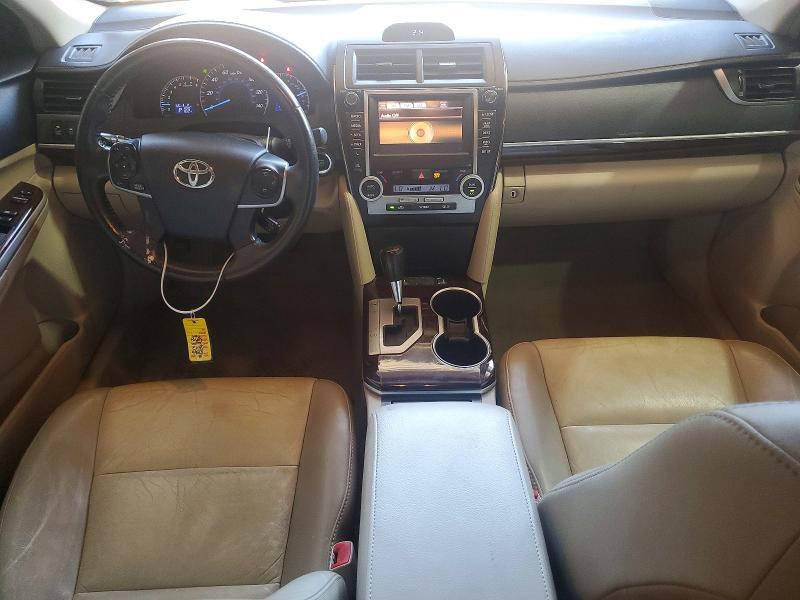 2012 TOYOTA CAMRY XLE V6 — Фото 8 из 12