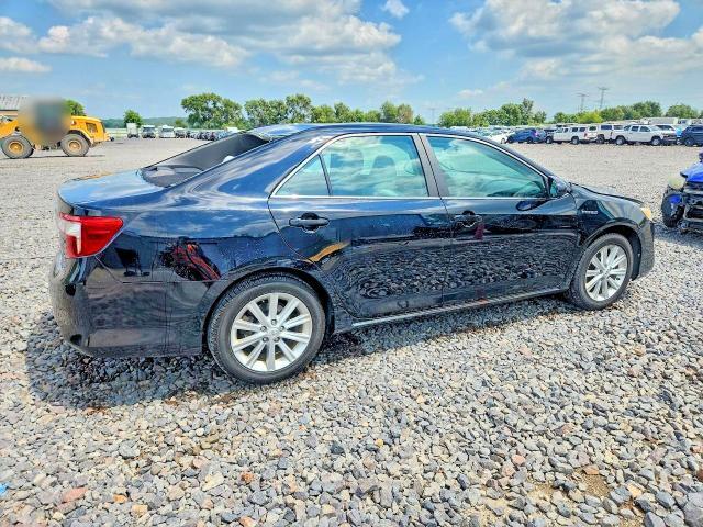 2012 TOYOTA CAMRY HYBRID XLE — Фото 3 из 12