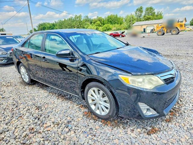 2012 TOYOTA CAMRY HYBRID XLE — Фото 4 из 12