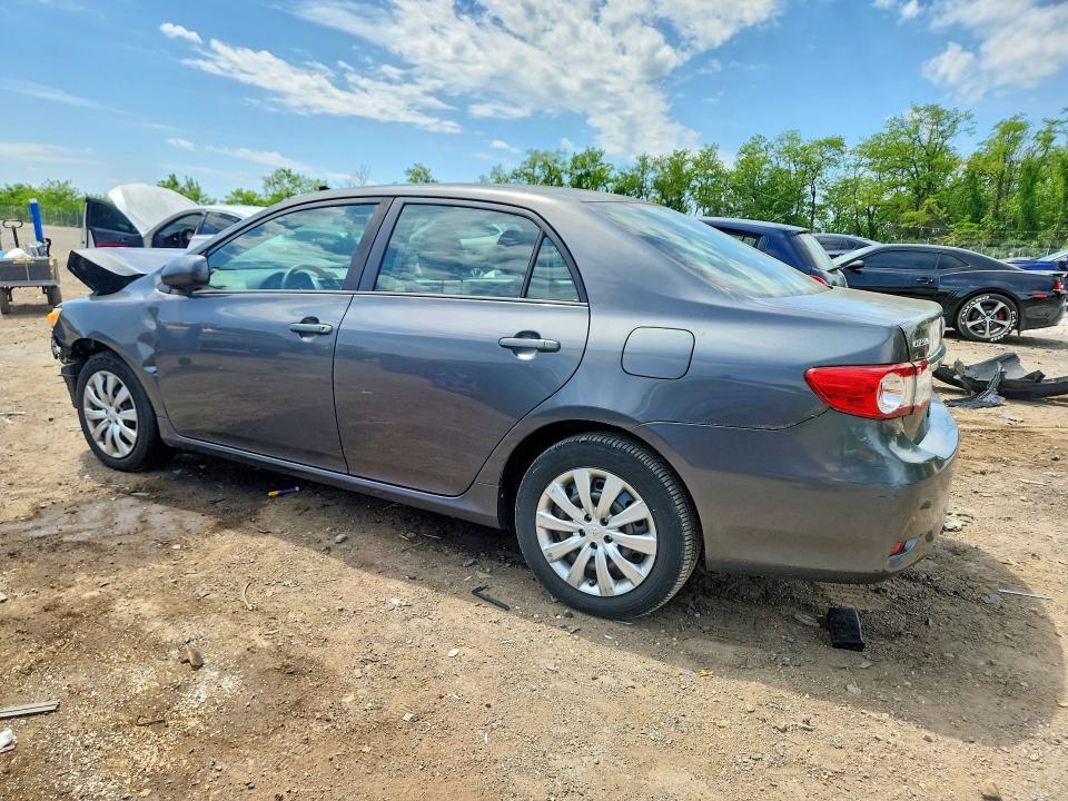 2012 TOYOTA COROLLA LE — Фото 2 из 12
