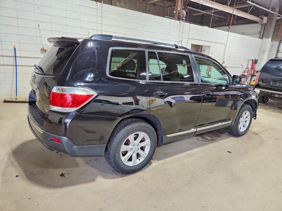 2012 TOYOTA HIGHLANDER SE — Фото 3 из 14