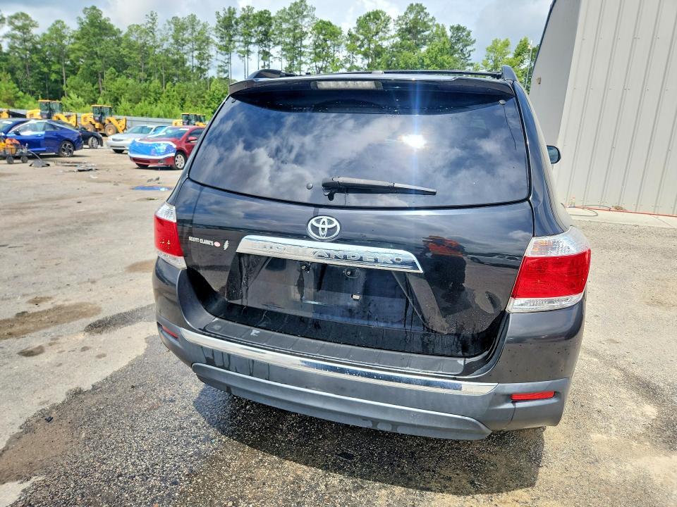 2012 TOYOTA HIGHLANDER BASE — Фото 6 из 14