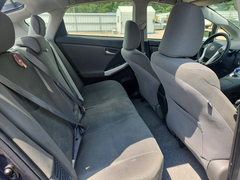 2012 TOYOTA PRIUS TWO — Фото 10 из 12