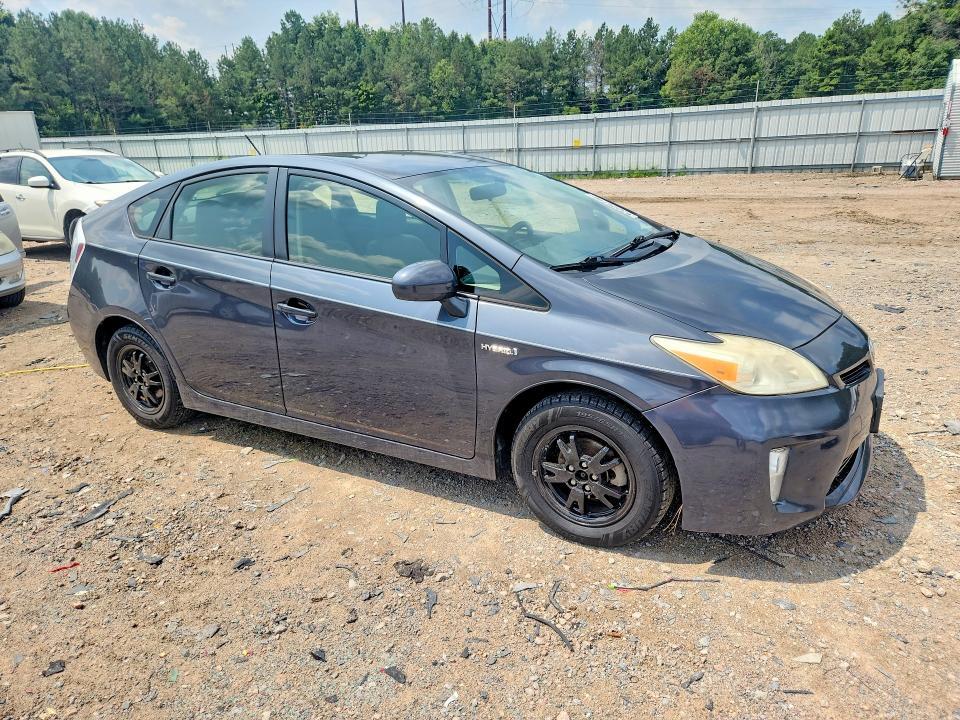 2012 TOYOTA PRIUS TWO — Фото 4 из 12