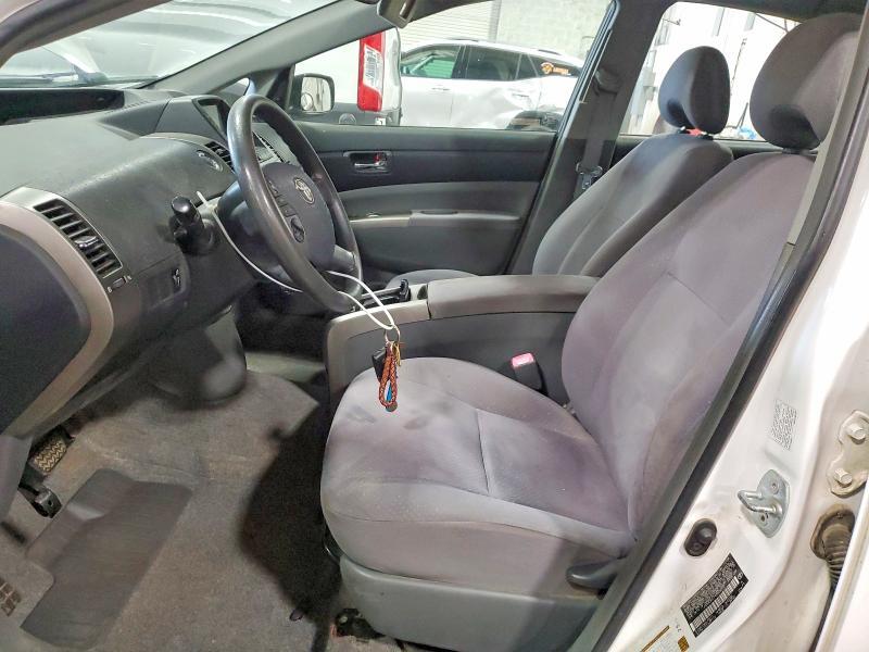 2012 TOYOTA PRIUS BASE — Фото 7 из 12