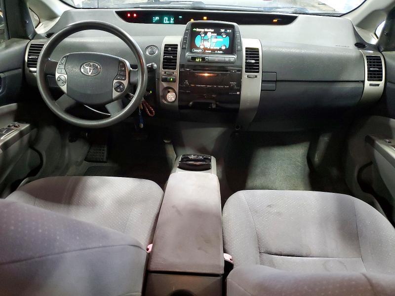 2012 TOYOTA PRIUS BASE — Фото 8 из 12
