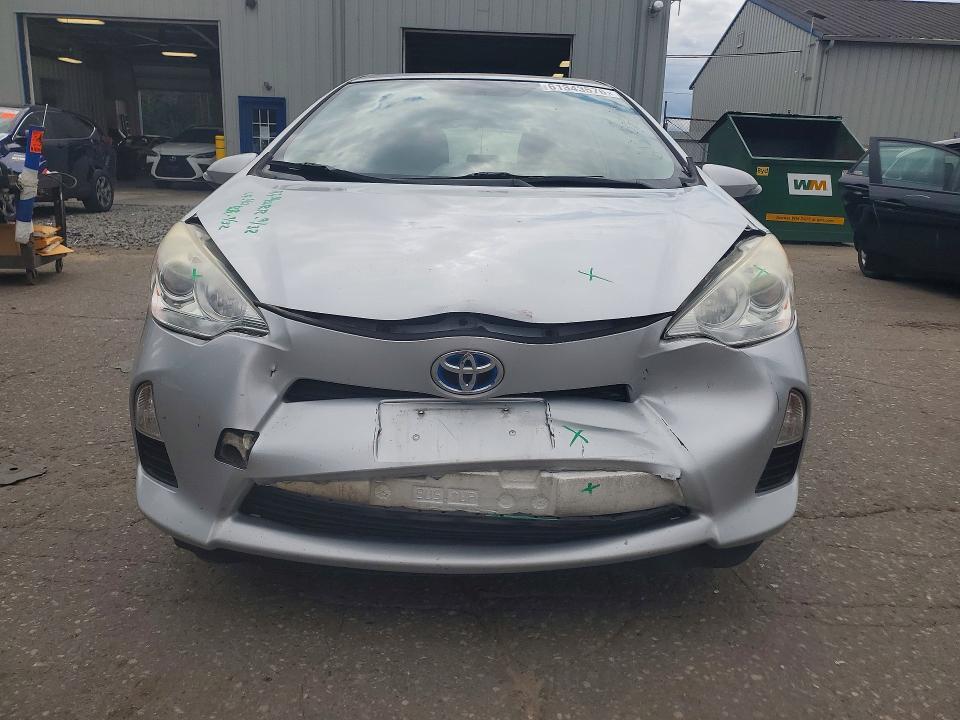2012 TOYOTA PRIUS C TWO — Фото 5 из 13