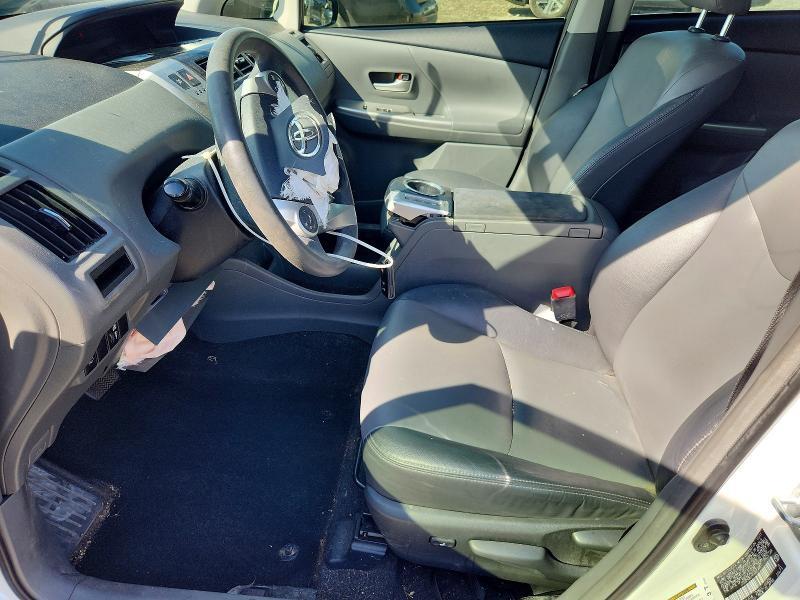2012 TOYOTA PRIUS V FIVE — Фото 7 из 13