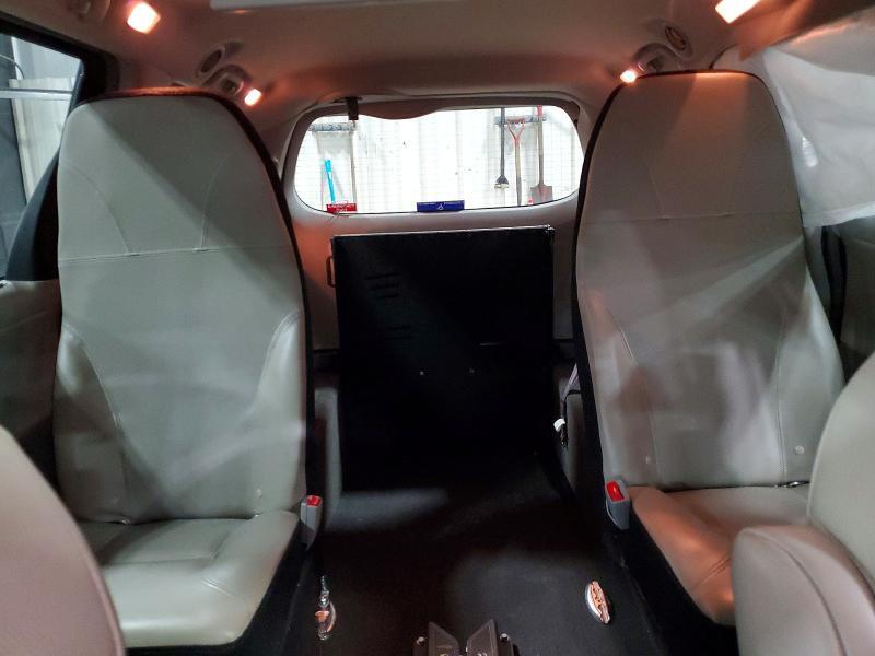 2012 TOYOTA SIENNA XLE 7-PASSENGER AUTO ACCESS SE — Фото 10 из 13