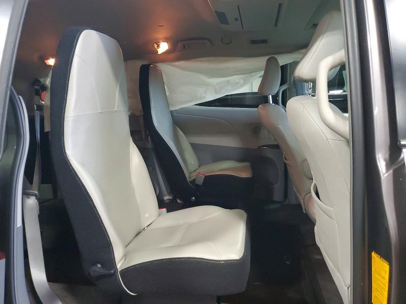 2012 TOYOTA SIENNA XLE 7-PASSENGER AUTO ACCESS SE — Фото 11 из 13